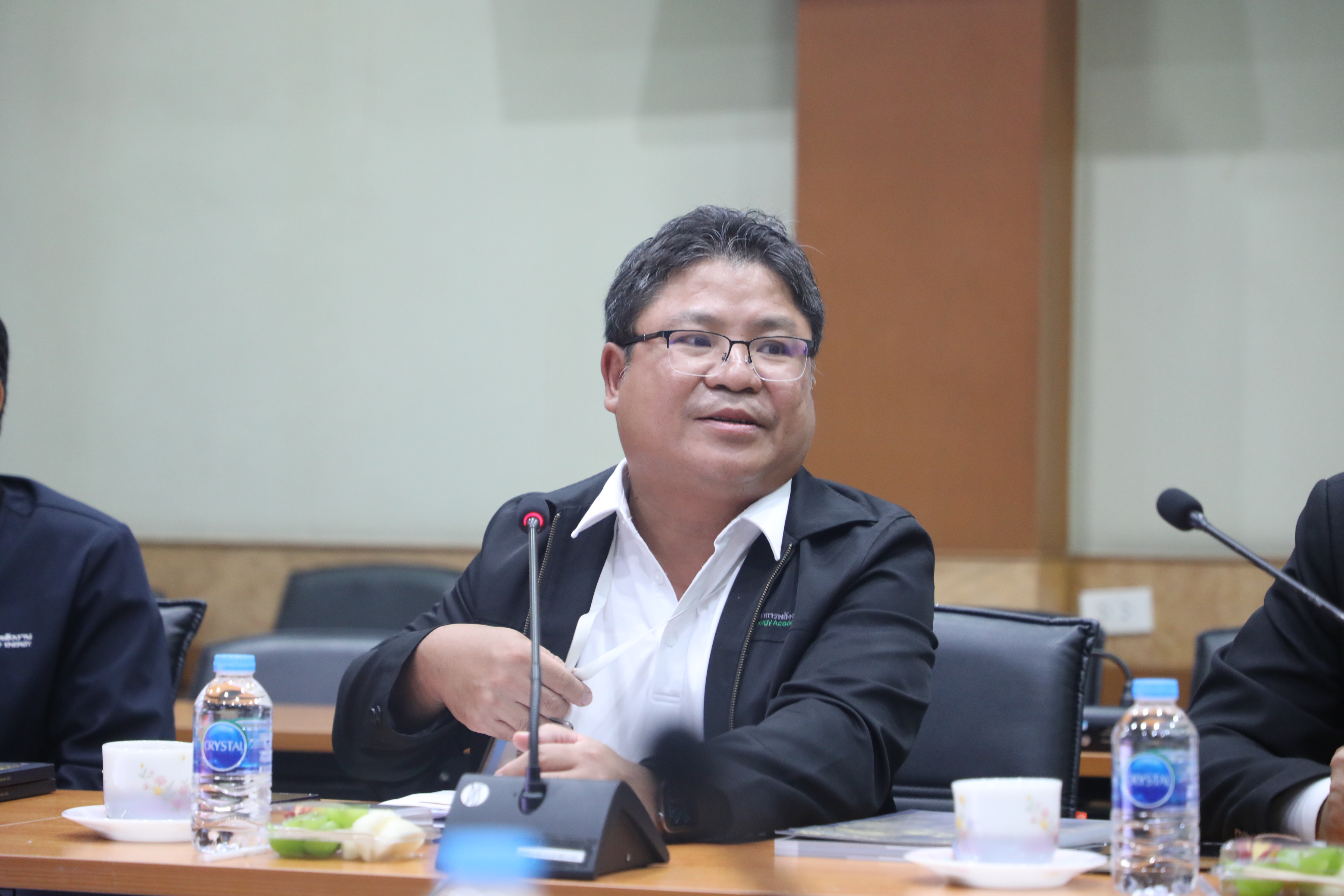 title - ส.ป.ก. ประชุมเรื่องการขออนุญาตใช้ประโยชน์ที่ดินและการเก็บค่าตอบแทนการใช้ประโยชน์ที่ดินในเขตพื้นที่สำนักงานการปฏิรูปที่ดินเพื่อเกษตรกรรมต่อการประกอบกิจการปิโตรเลียม